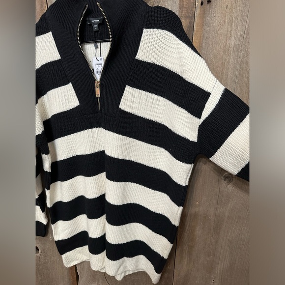 Express Striped Ribbed Quarter Zip Tunic Sweater in Black Cream Size Medium - Picture 5 of 17